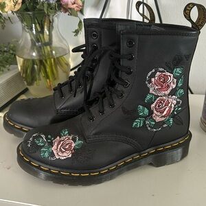 Vintage doc martins with rose embroidery
